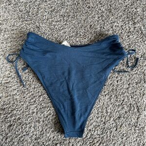 Abercrombie and fitch bikini bottoms size L